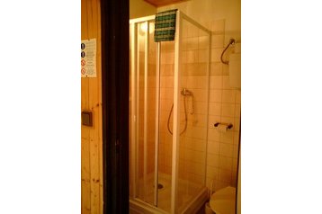 Eslovaquia Penzión Mýto pod Ďumbierom, Exterior